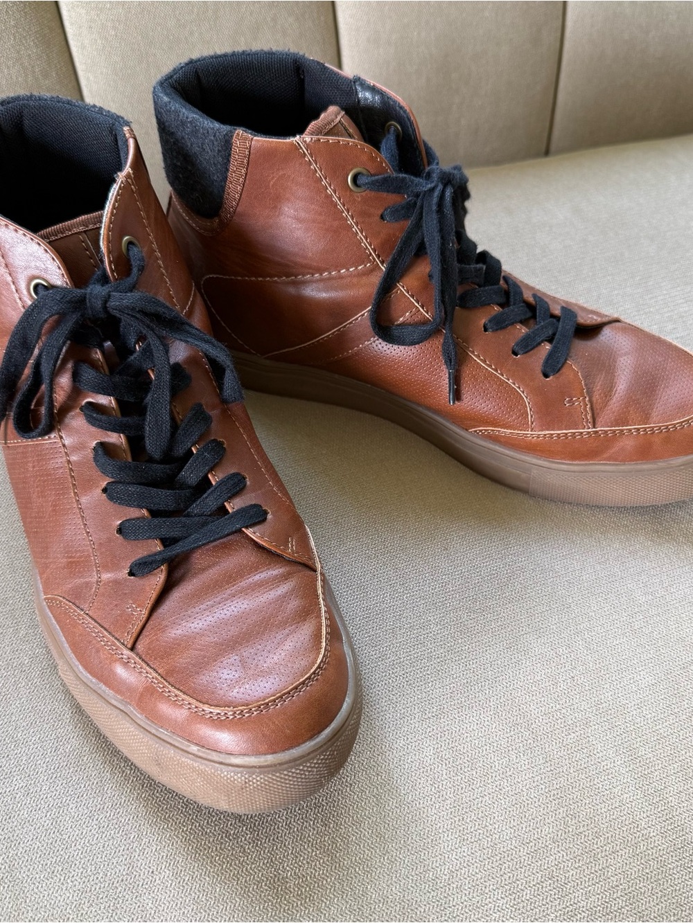 Kohl's Men's Brown High-Top Sneakers with Black Accents